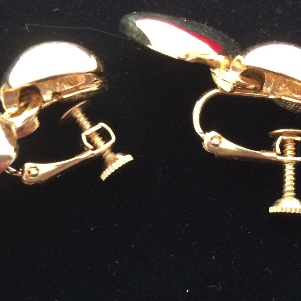 Vintage Napier Earrings Gold tone Screwback A5